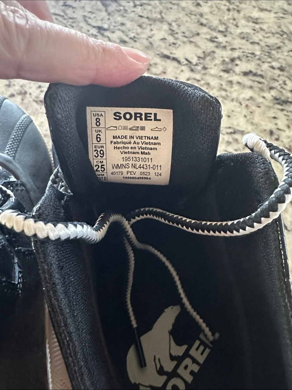 Sorel black Patent Leather Out N About III duck
